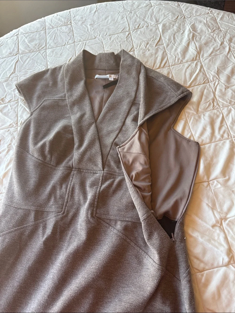 Maggy London Taupe Cap-Sleeve V-Neck Sheath Dress